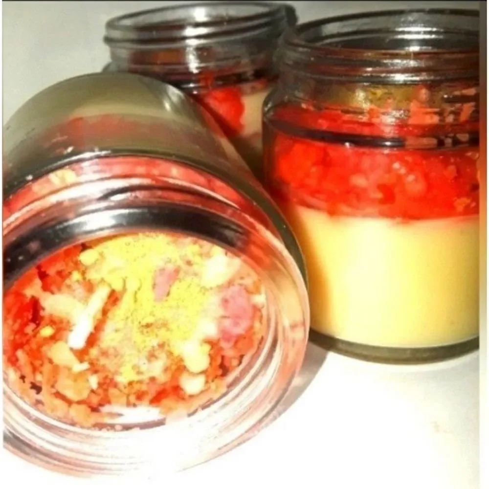 HAND Crafted Frozen Custard dessert candle 4oz